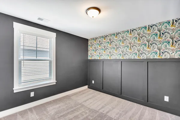 $2,750 | 3988 Hillyard Street, North Charleston, SC 29405