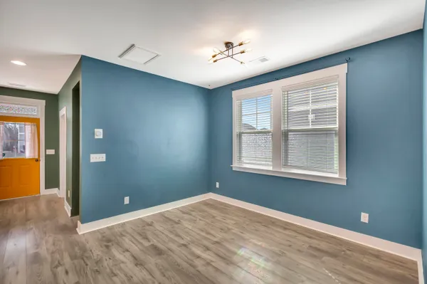$2,750 | 3988 Hillyard Street, North Charleston, SC 29405