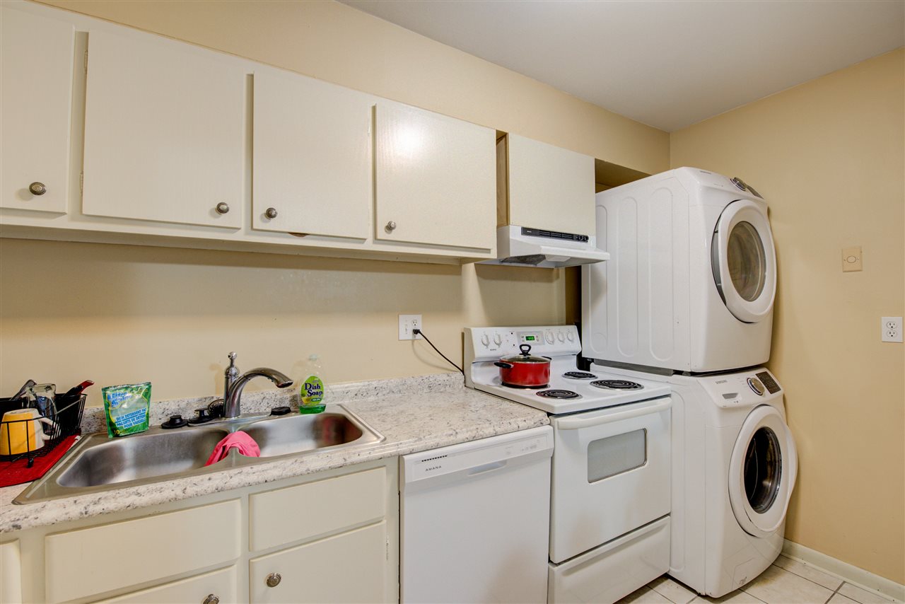 971 June Road, Unit 2 Memphis, TN 38119 - Photo 14 of 25 Gallery Image 14