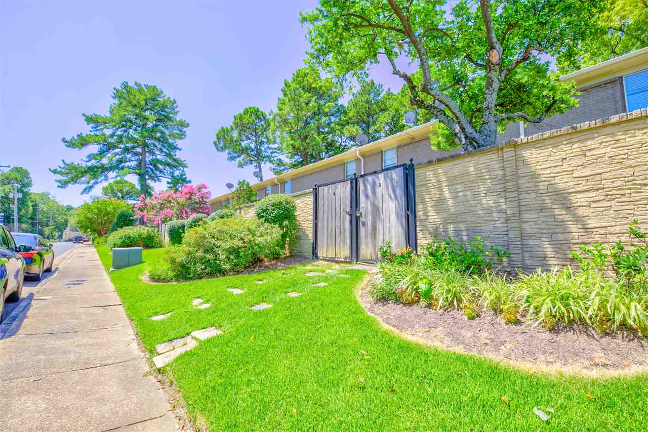 971 June Road, Unit 2 Memphis, TN 38119 - Photo 3 of 25 Gallery Image 3