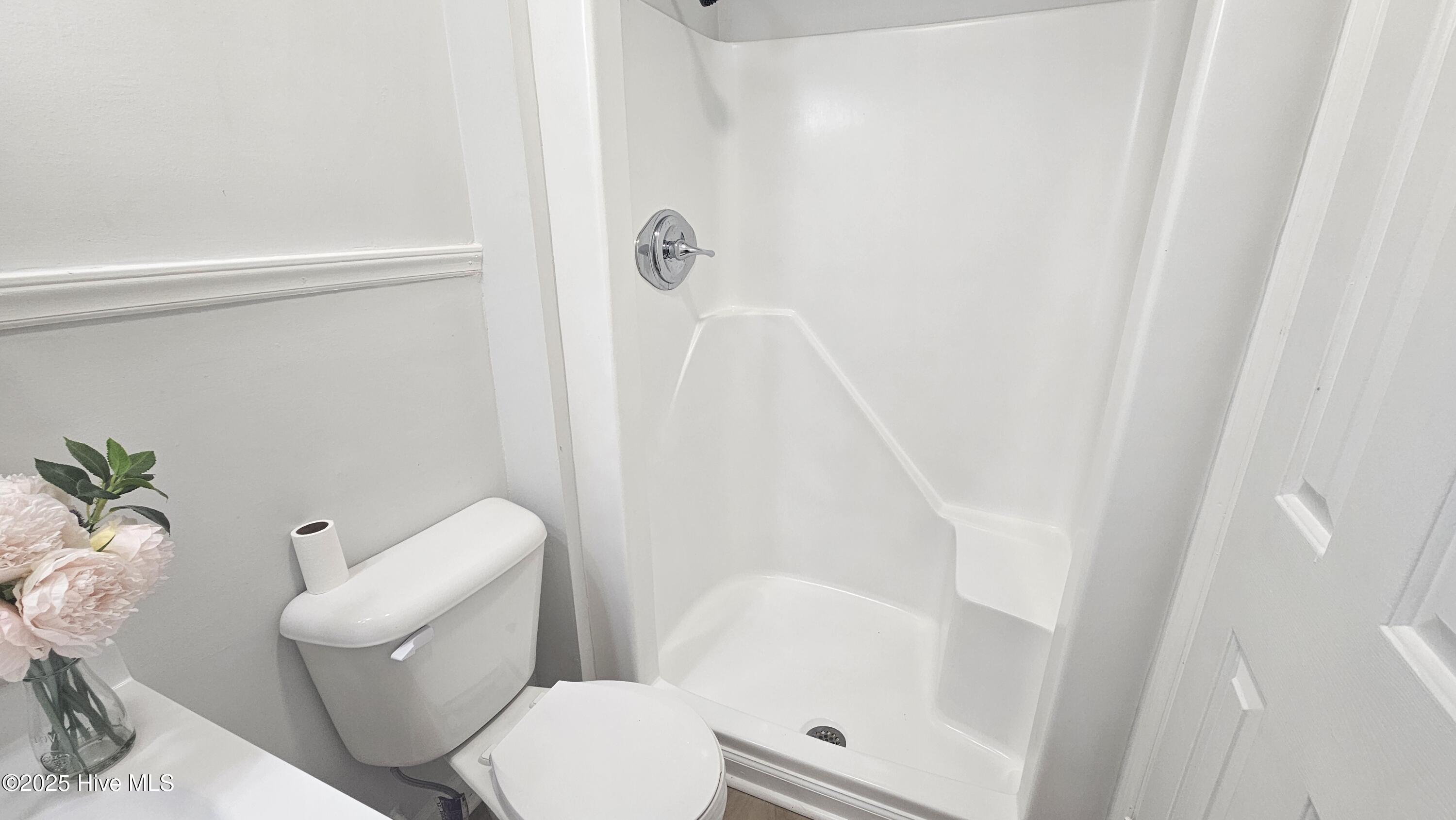 113 East Catawba Road Greenville, NC 27834 - Photo 19 of 19 19 Master Bath