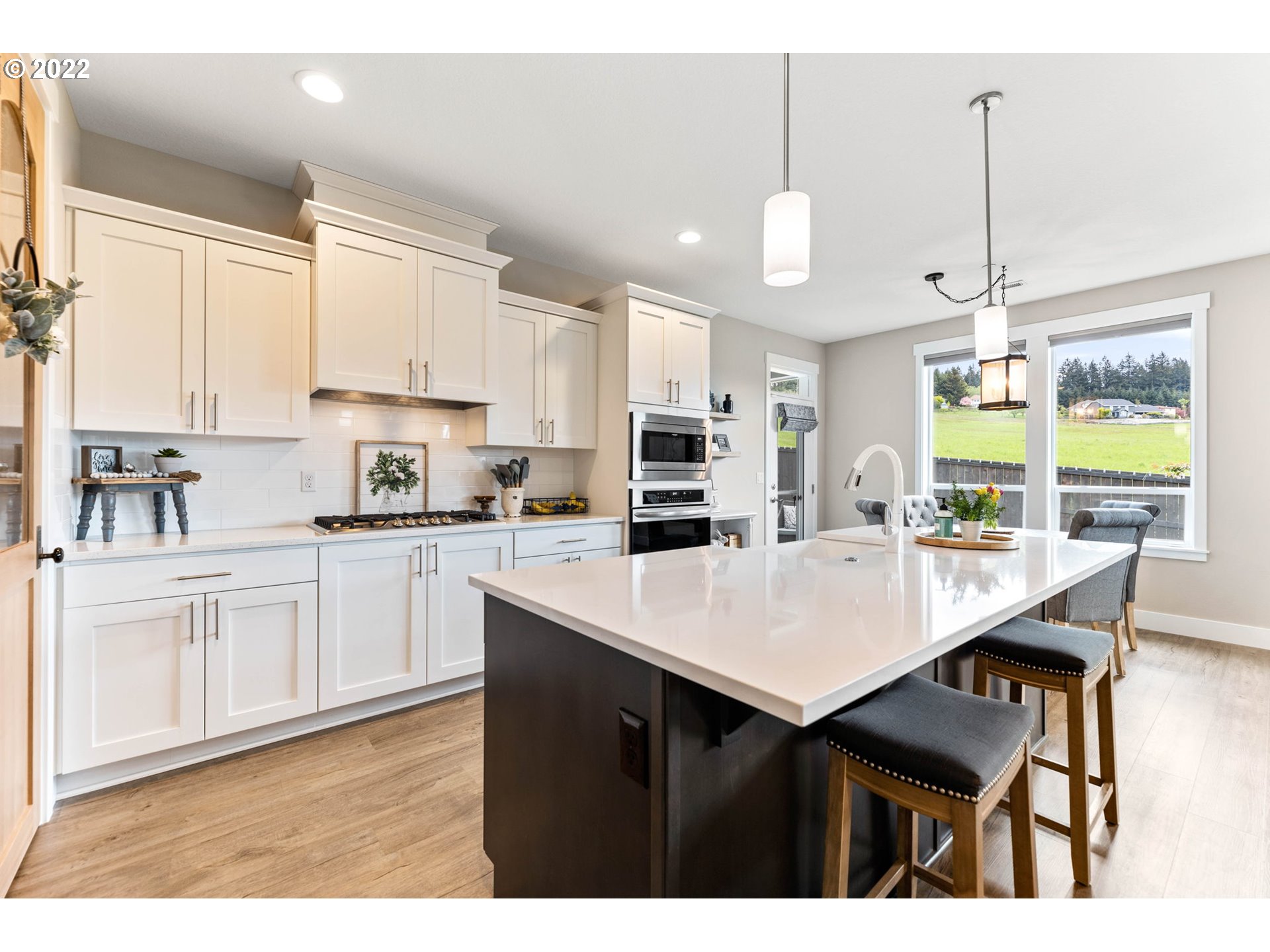 8852 North Indigo Street Camas, WA 98607 - Photo 8 of 32 Gallery Image 8