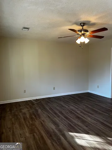 $1,640 | 420 North Elizabeth Lane, Griffin, GA 30223