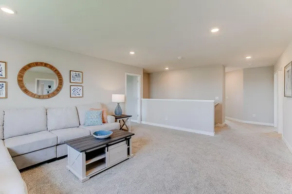 $675,000 | 1720 Oak Creek Pass, Chaska, MN 55318
