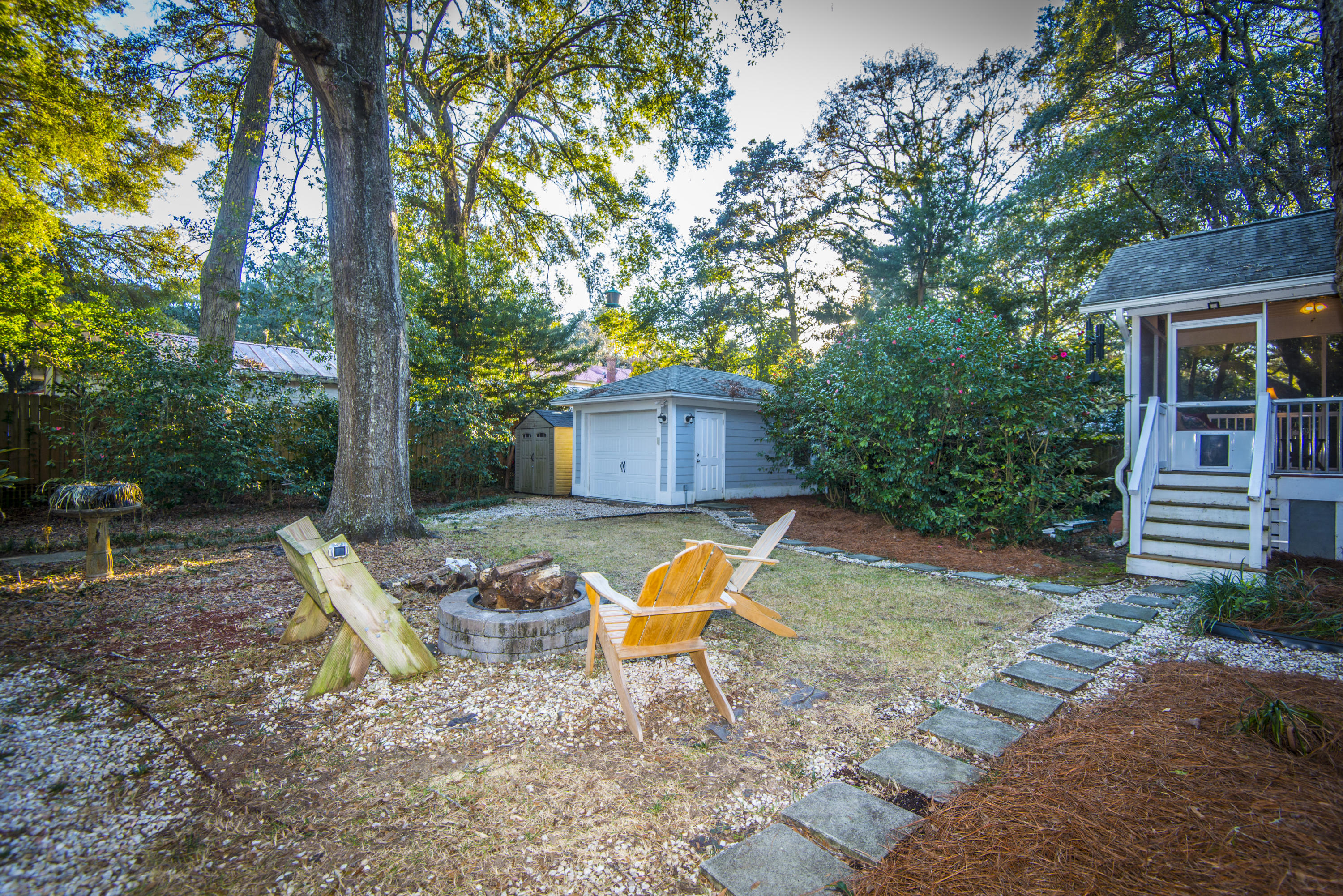 2161 Westrivers Road Charleston, SC 29412 - Photo 11 of 38 back yard best