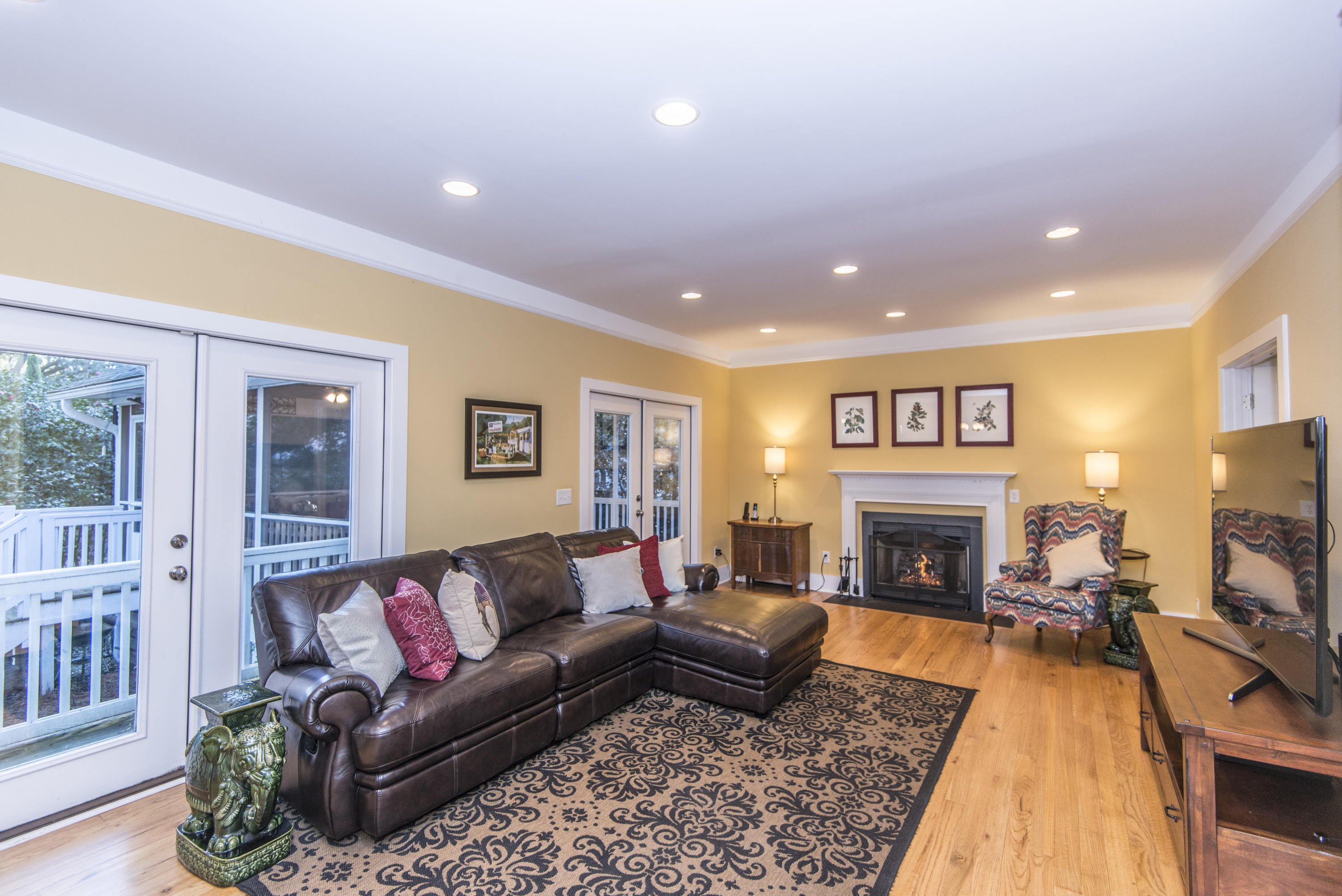 2161 Westrivers Road Charleston, SC 29412 - Photo 4 of 38 living