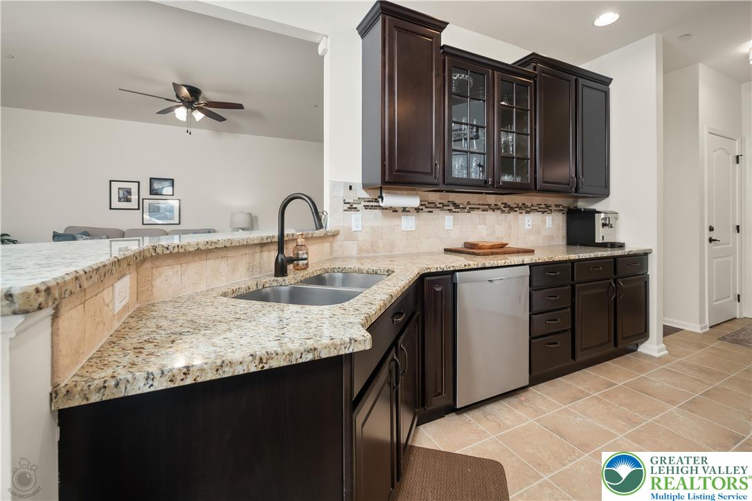 4476 Lenni Circle Emmaus, PA 18049 - Photo 14 of 30