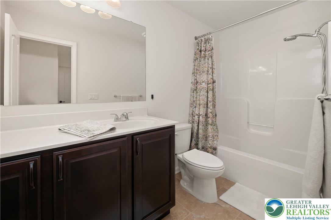 4476 Lenni Circle Emmaus, PA 18049 - Photo 27 of 30