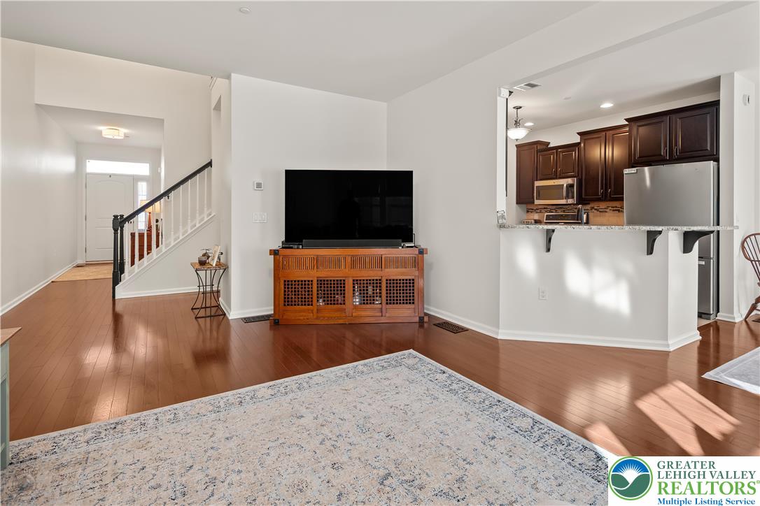 4476 Lenni Circle Emmaus, PA 18049 - Photo 5 of 30