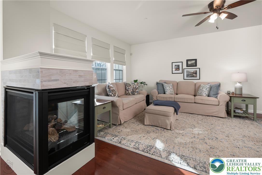 4476 Lenni Circle Emmaus, PA 18049 - Photo 9 of 30