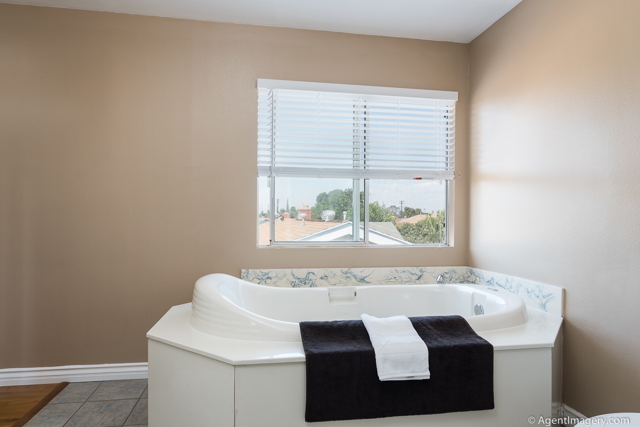 2385 Murray Ridge Road San Diego, CA 92123 - Photo 14 of 25