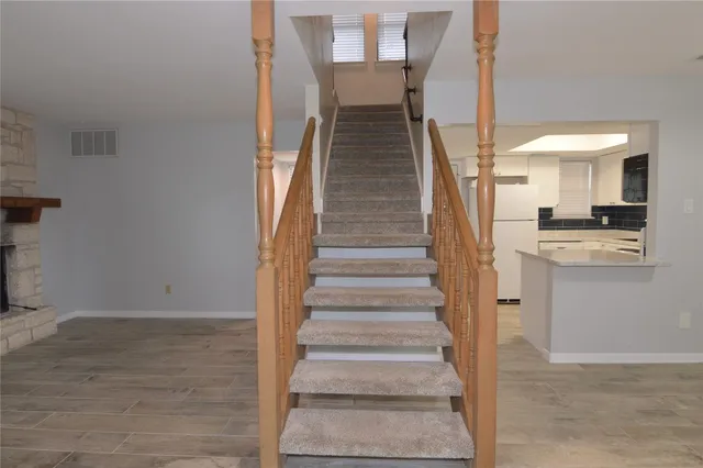 $1,749 | 8912 Circle Drive, Unit D, Austin, TX 78736