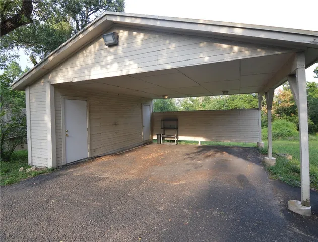 $1,749 | 8912 Circle Drive, Unit D, Austin, TX 78736