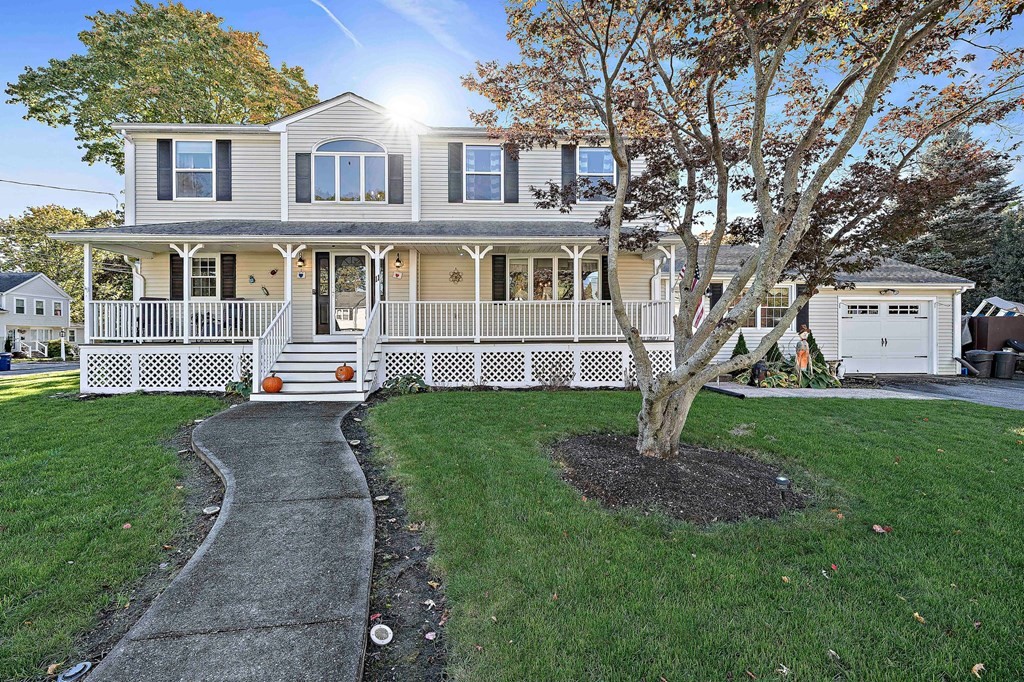11 Cranmore Road Braintree, MA 02184 - Photo 2 of 42 Gallery Image 2