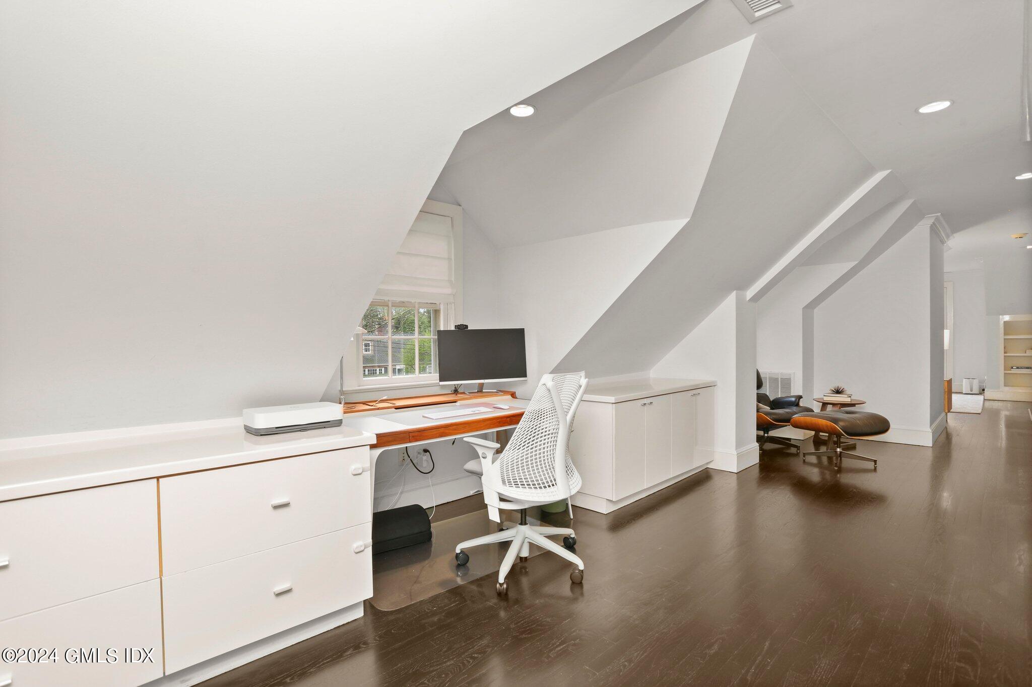 15 Verona Drive Riverside, CT 06878 - Photo 20 of 30 30-web-or-mls-15-verona-dr