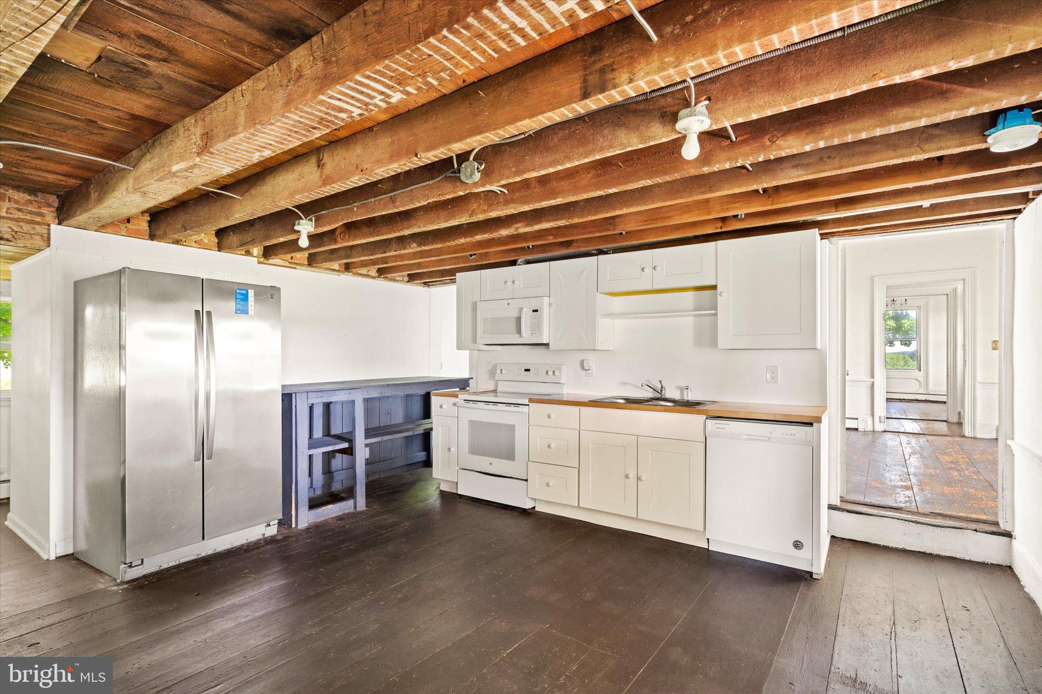 107 Van Lieus Road Ringoes, NJ 08551 - Photo 9 of 56 Gallery Image 9