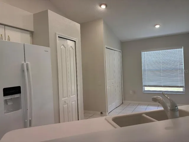 $2,300 | 1932 Grenville Court, Wesley Chapel, FL 33543