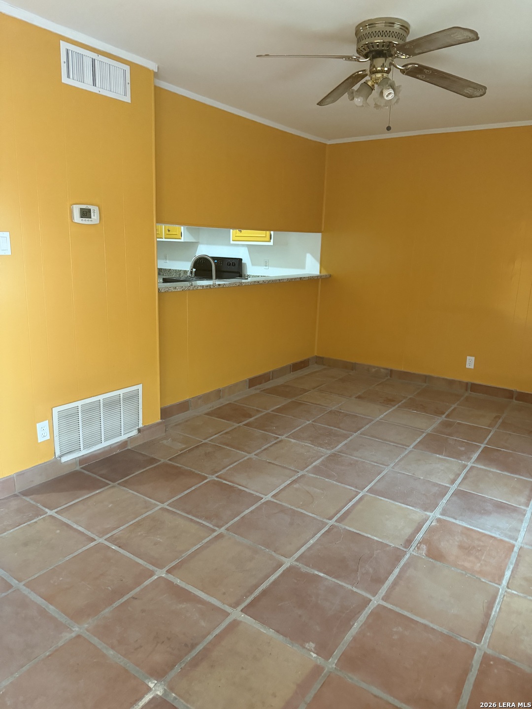 5435 Callaghan Road San Antonio, TX 78228 - Photo 11 of 38 a view of a room with gym equipment