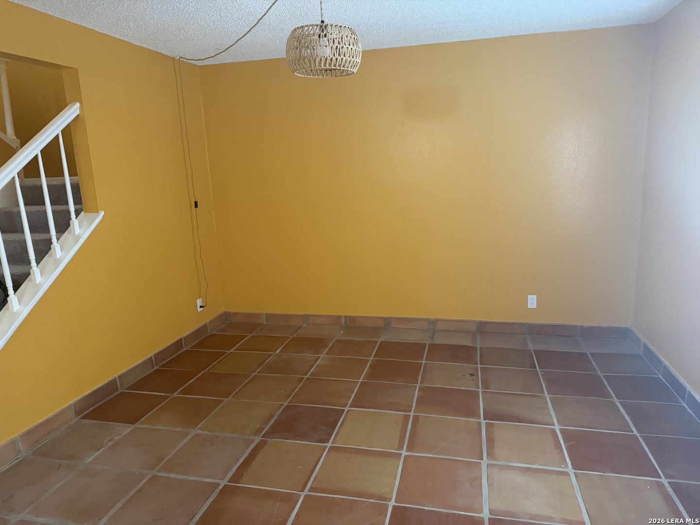 5435 Callaghan Road San Antonio, TX 78228 - Photo 2 of 38 a bathroom with a shower