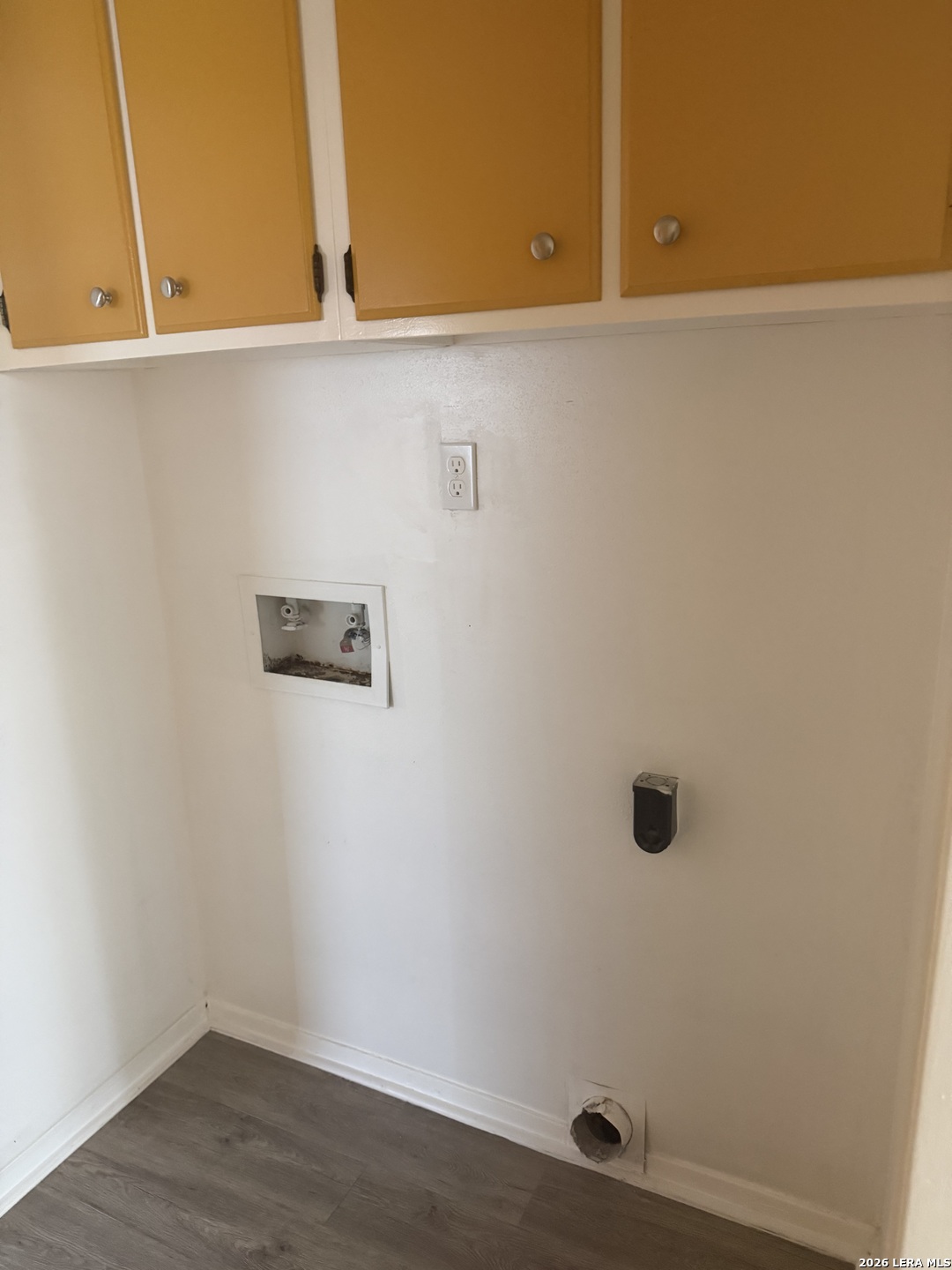 5435 Callaghan Road San Antonio, TX 78228 - Photo 24 of 38 a view of a door with an empty space