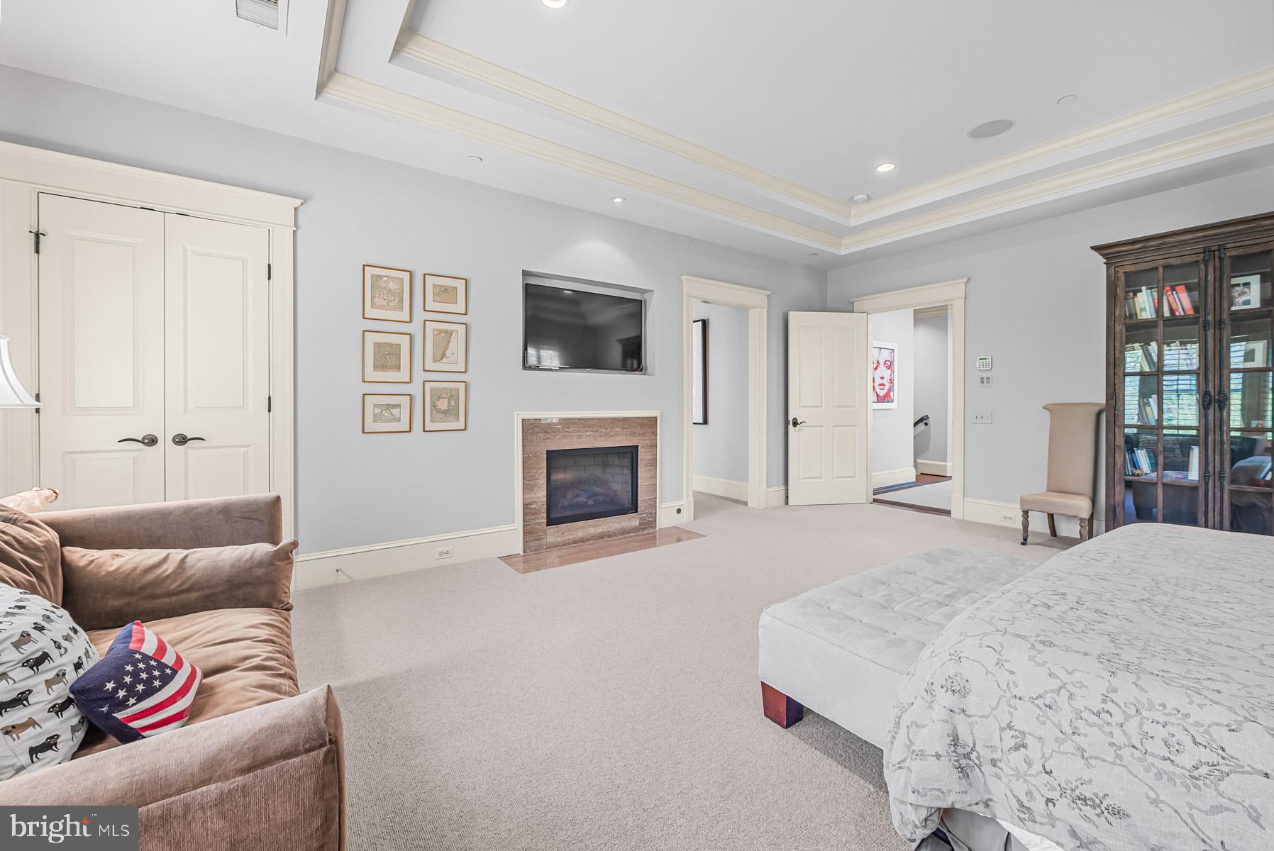 7200 Fairfax Road Bethesda, MD 20814 - Photo 30 of 87 With Gas Fireplace