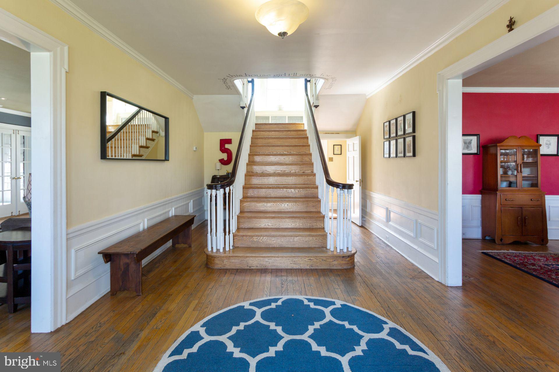 4900 Monument Road Philadelphia, PA 19131 - Photo 3 of 32 Foyer