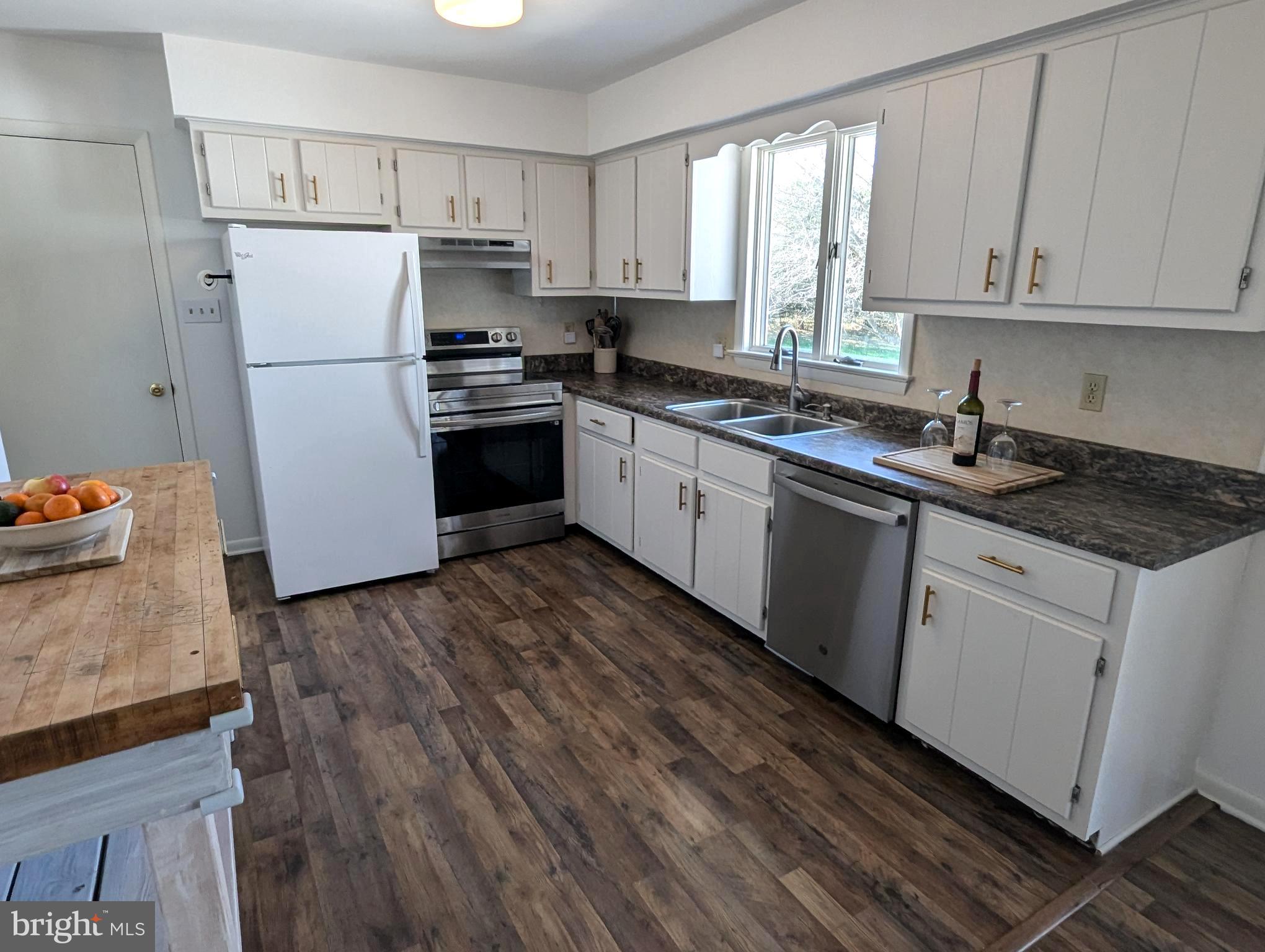 1344 West Campbell Road Green Lane, PA 18054 - Photo 10 of 25