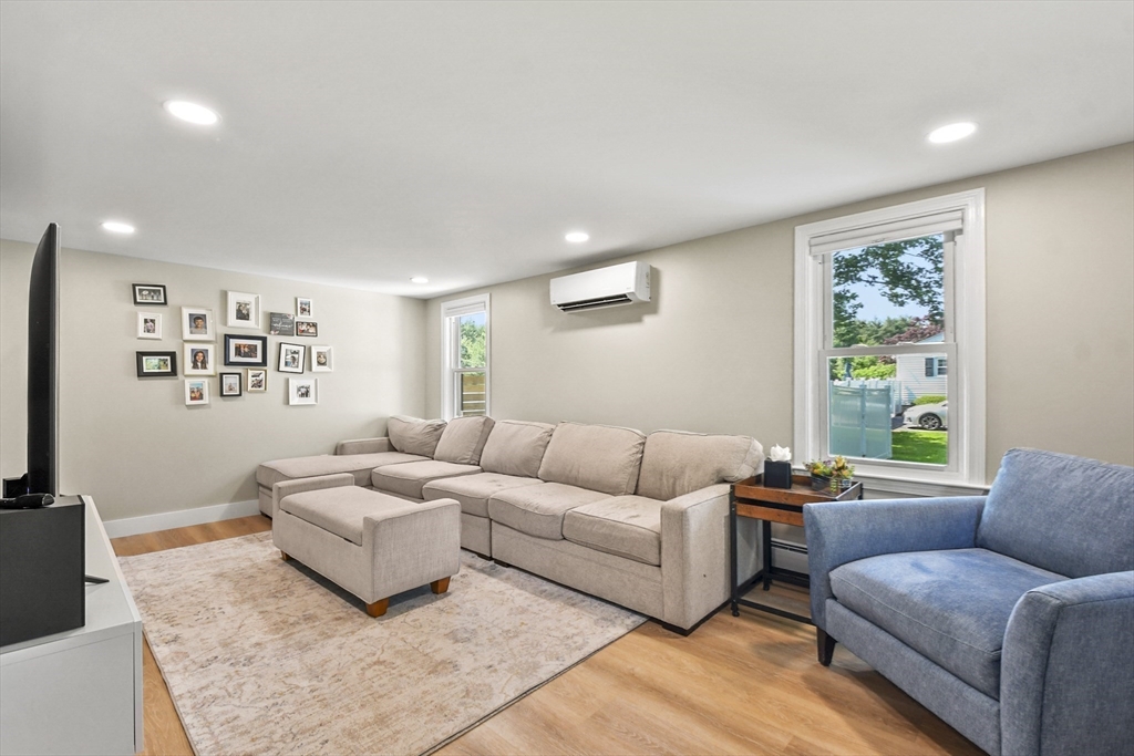 310 New Boston Road Fairhaven, MA 02719 - Photo 8 of 30 Gallery Image 8