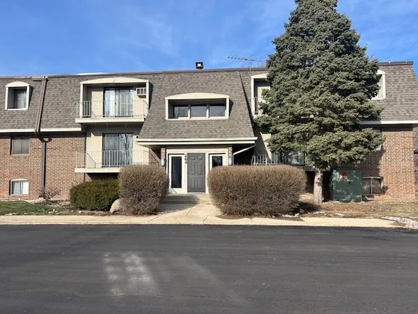 $2,000 | 264 East Bailey Road, Unit G, Naperville, IL 60565