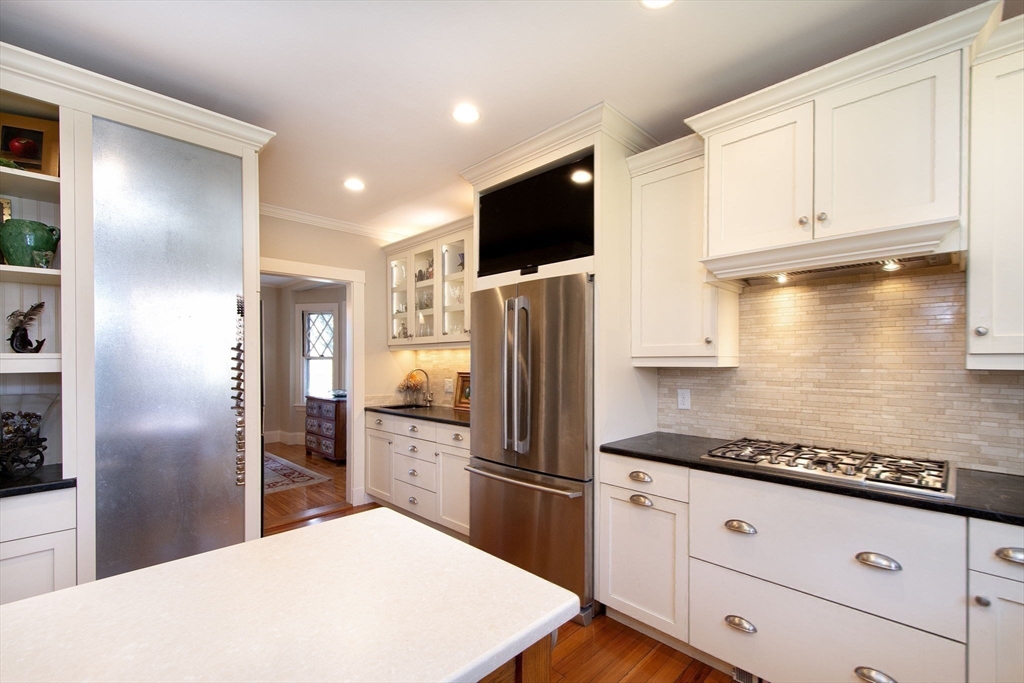 12 Ripley Road Cohasset, MA 02025 - Photo 17 of 40 Gallery Image 17