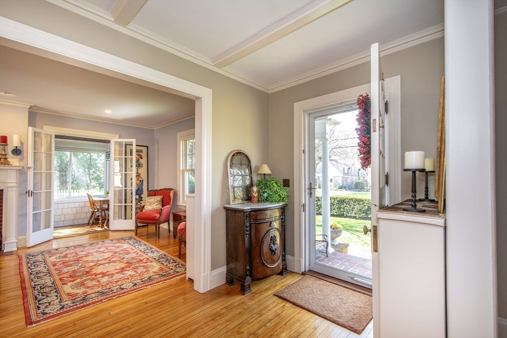 12 Ripley Road Cohasset, MA 02025 - Photo 8 of 40 Gallery Image 8