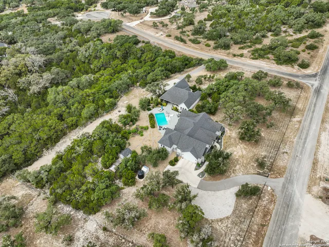 $1,399,990 | 1032 Clear Water, Helotes, TX 78023