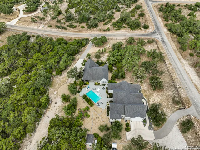 $1,399,990 | 1032 Clear Water, Helotes, TX 78023