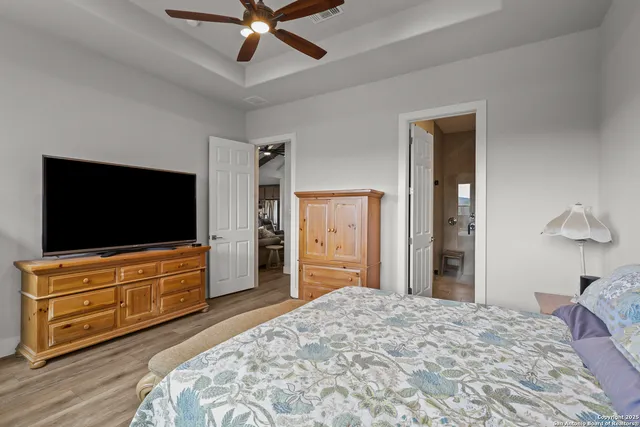 $1,399,990 | 1032 Clear Water, Helotes, TX 78023