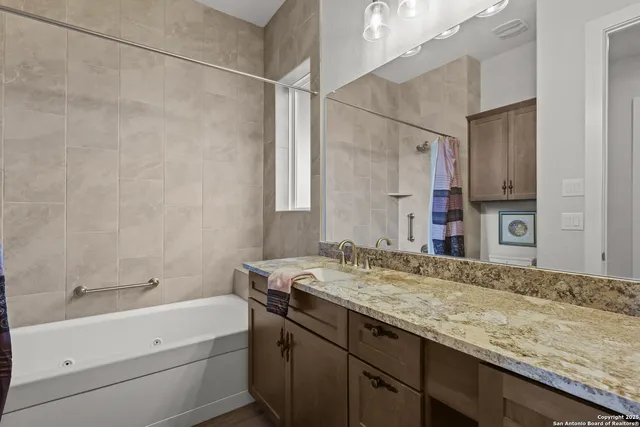 $1,399,990 | 1032 Clear Water, Helotes, TX 78023