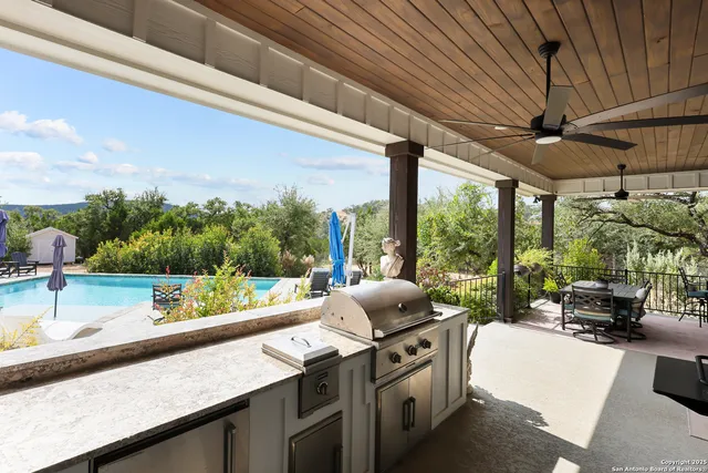 $1,399,990 | 1032 Clear Water, Helotes, TX 78023