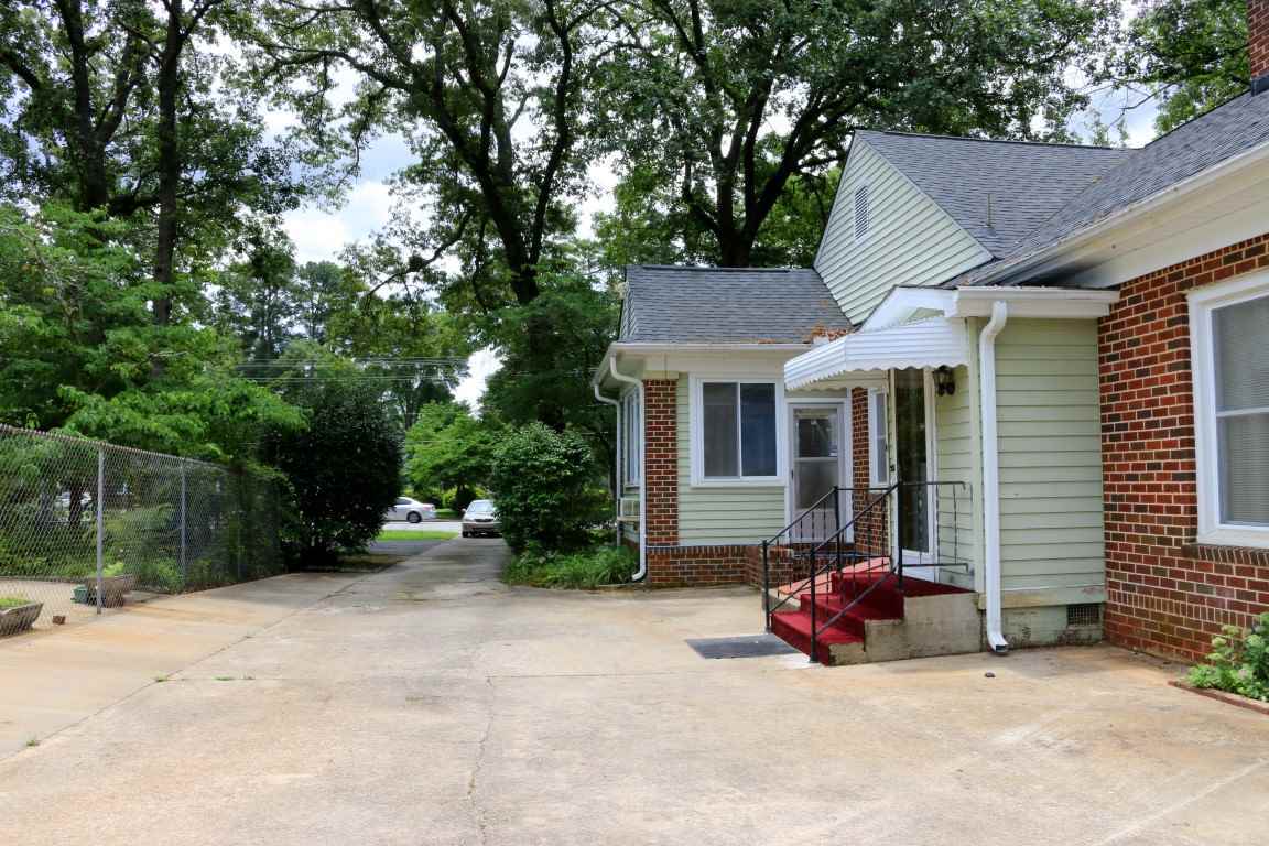 218 Whitehall Road Anderson, SC 29625 - Photo 15 of 35 Gallery Image 15