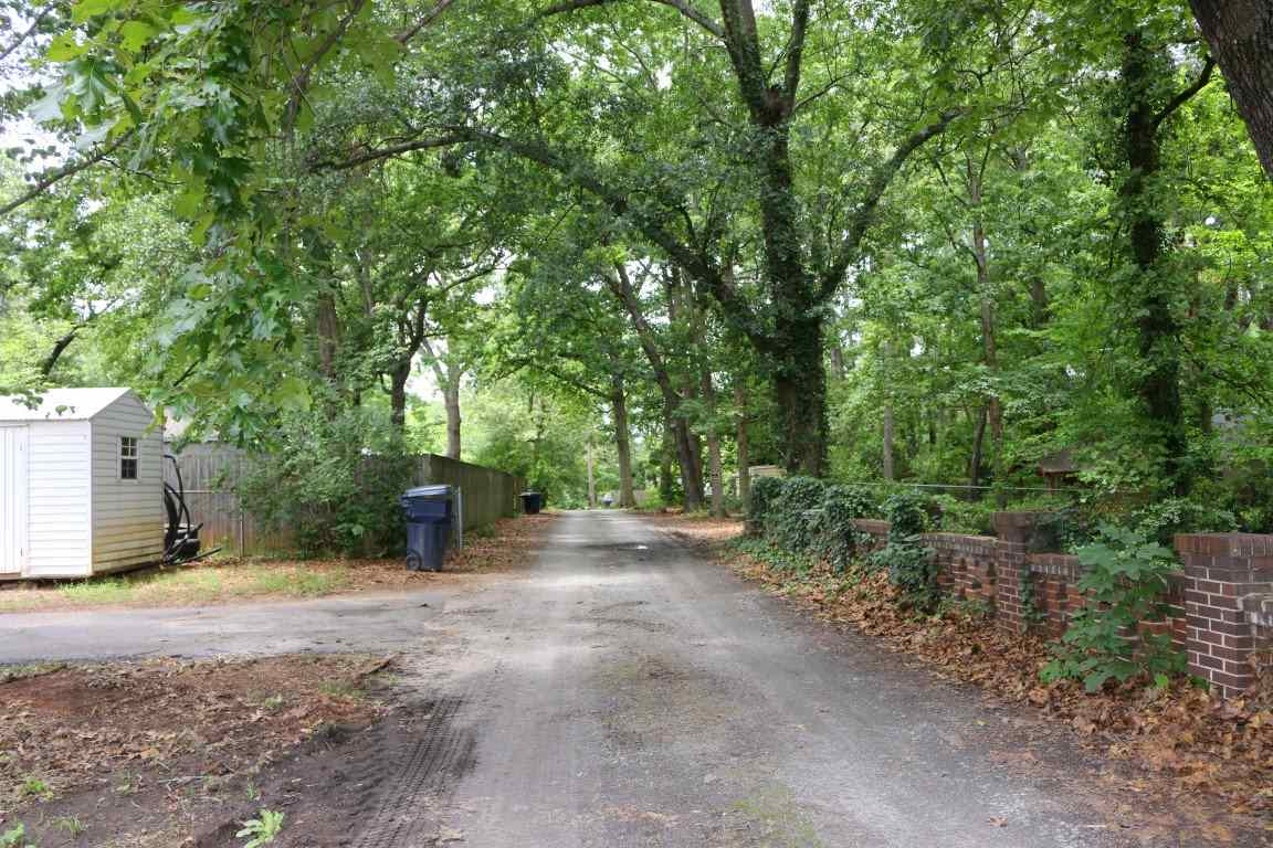 218 Whitehall Road Anderson, SC 29625 - Photo 17 of 35 Gallery Image 17