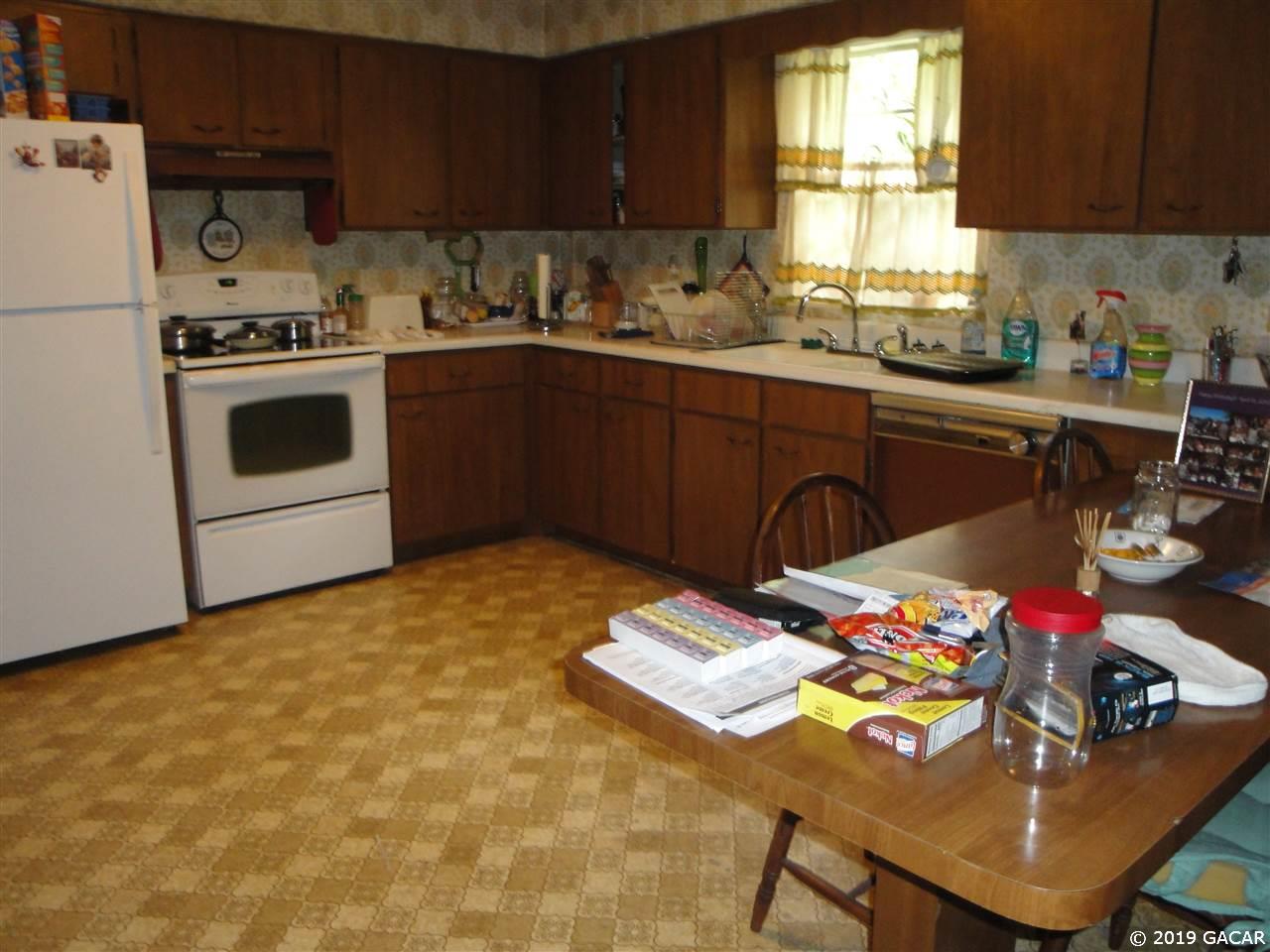 1926 Southwest 88 Street Gainesville, FL 32607 - Photo 8 of 18 Gallery Image 8