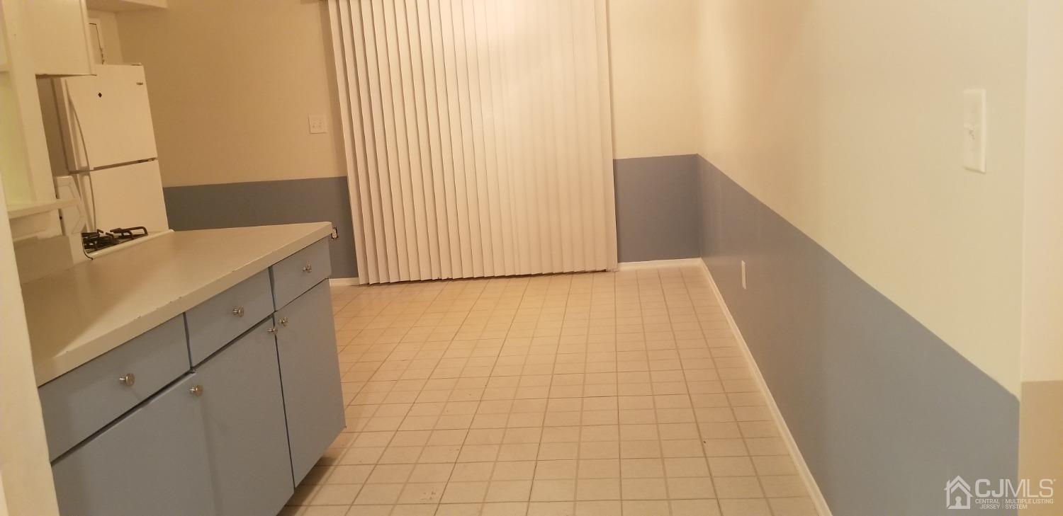161 Evergreen Road, Unit 14B Edison, NJ 08837 - Photo 10 of 17 Gallery Image 10