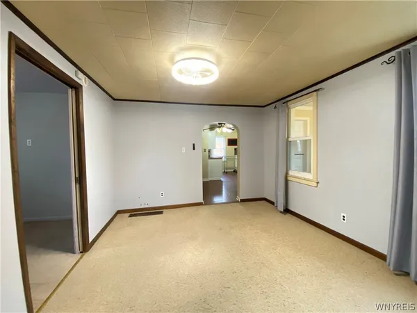 $2,000 | 3 Glenwood Avenue, Tonawanda, NY 14150