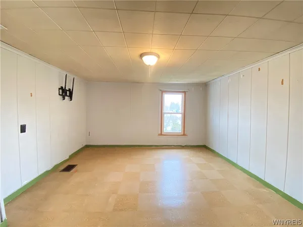 $2,000 | 3 Glenwood Avenue, Tonawanda, NY 14150