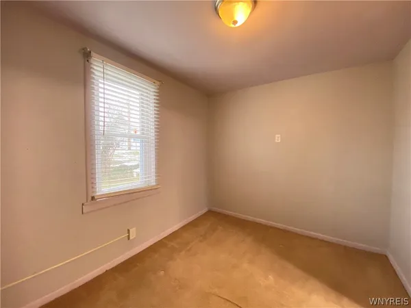 $2,000 | 3 Glenwood Avenue, Tonawanda, NY 14150