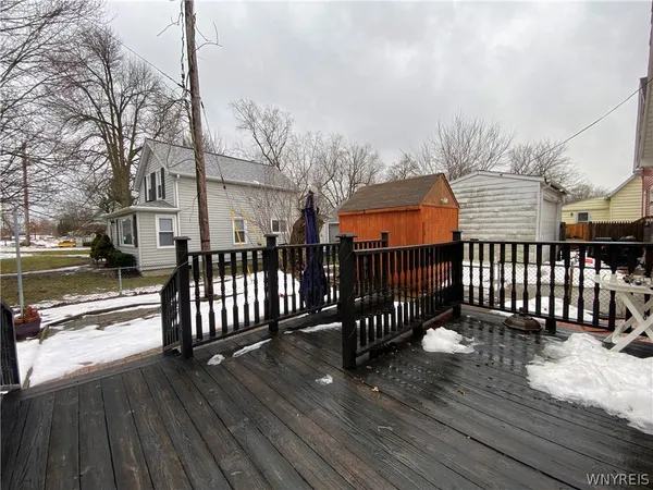 $2,000 | 3 Glenwood Avenue, Tonawanda, NY 14150