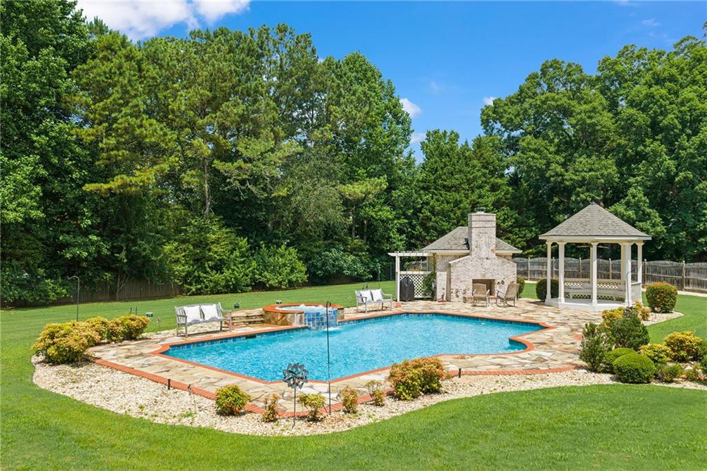 120 Roxbury Row Milton, GA 30004 - Photo 16 of 94