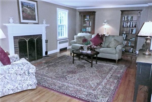 69 Scotland Road Reading, MA 01867 - Photo 3 of 25 Gallery Image 3