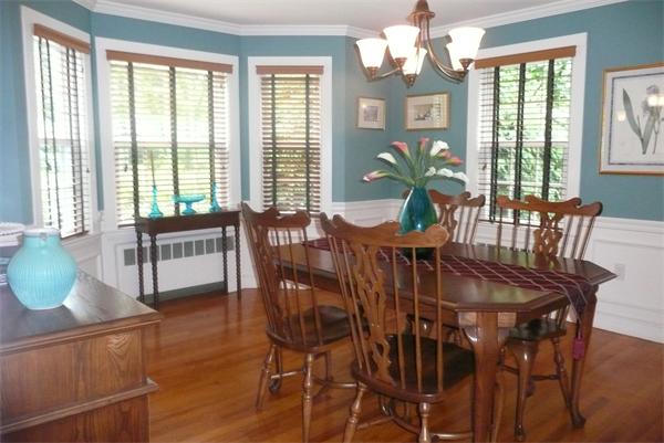 69 Scotland Road Reading, MA 01867 - Photo 4 of 25 Gallery Image 4