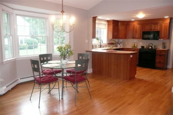 69 Scotland Road Reading, MA 01867 - Photo 7 of 25 Gallery Image 7
