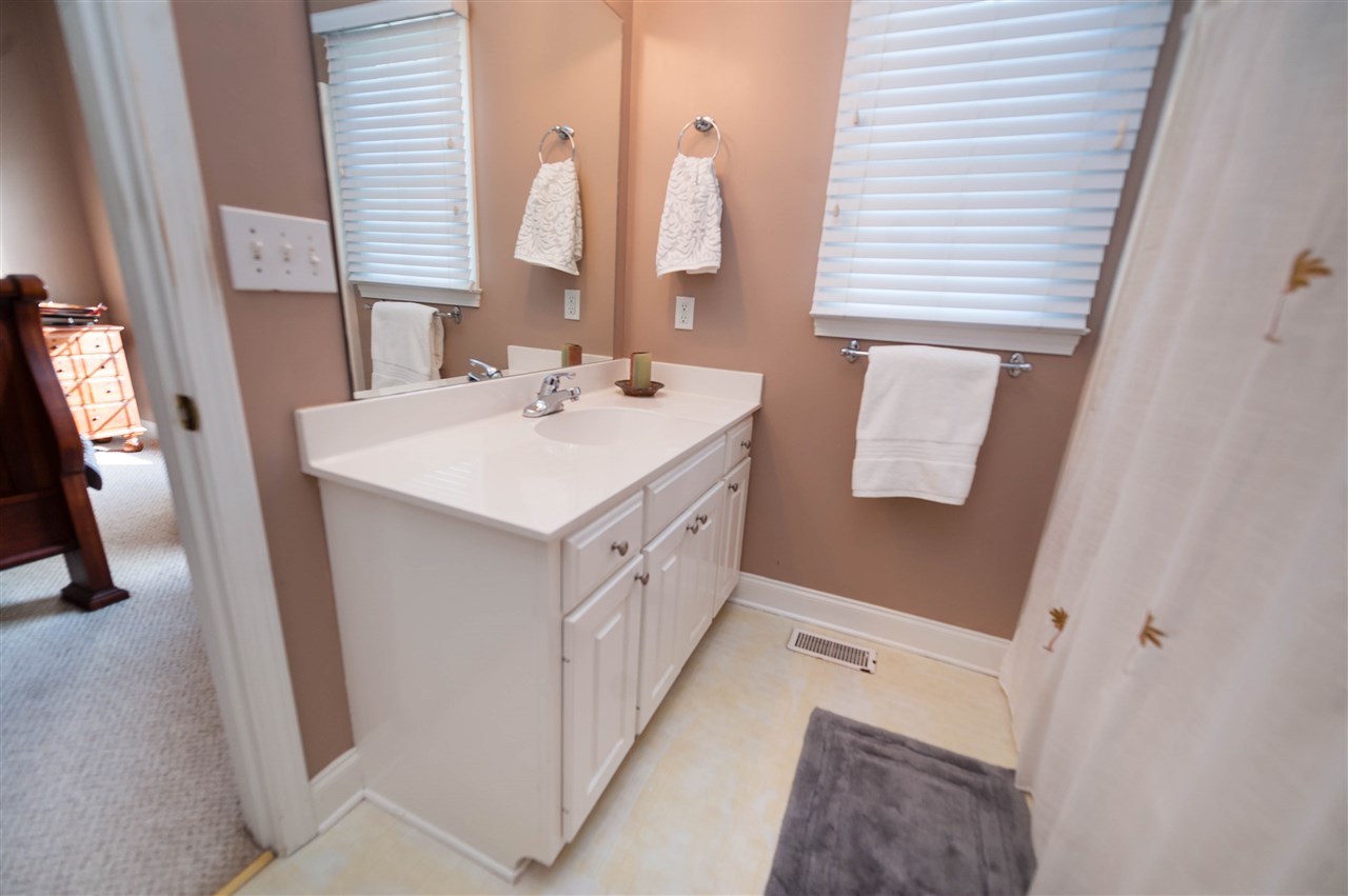 276 West Road Roebuck, SC 29376 - Photo 26 of 36