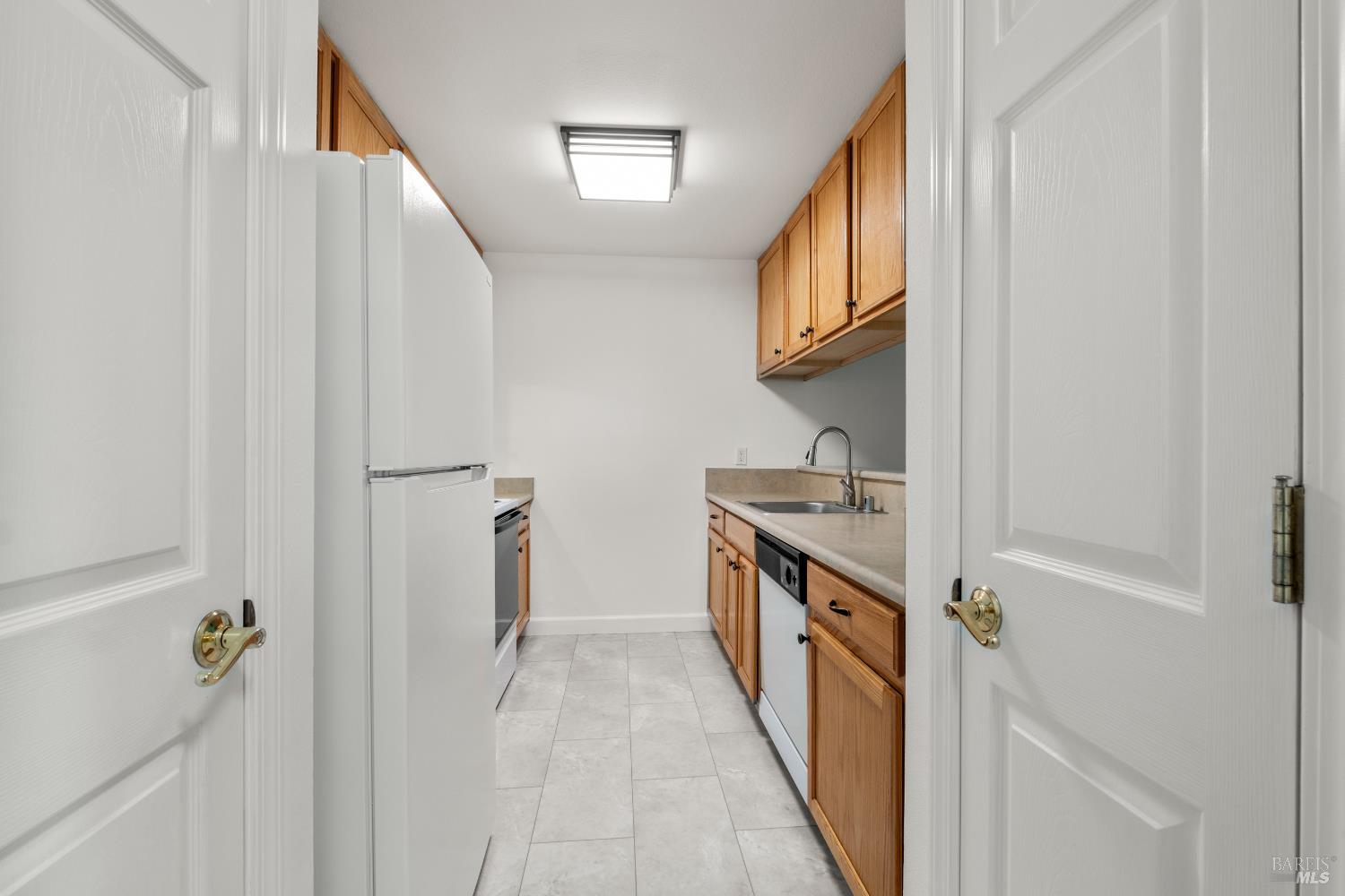 1540 Center Road, Unit 381 Novato, CA 94947 - Photo 24 of 32
